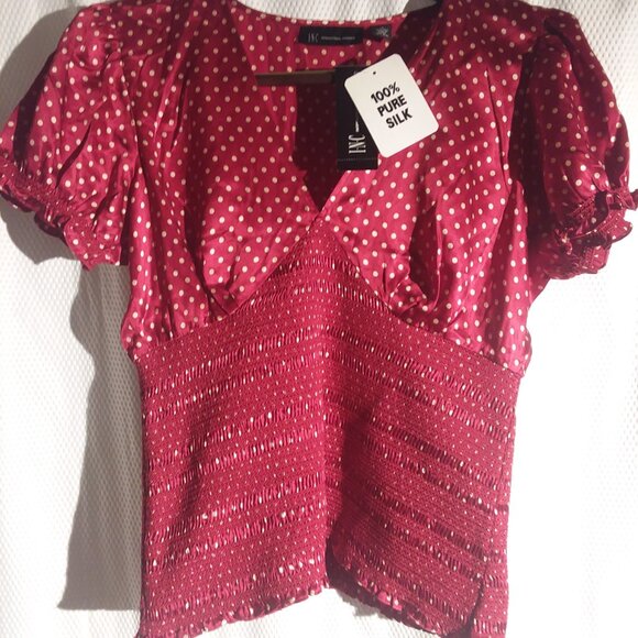 1940's Vintage inspired 100% Silk red and white Polka Blouse with puff cap slee - Picture 5 of 5